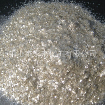 金云母粉很容易辨認的哦！
